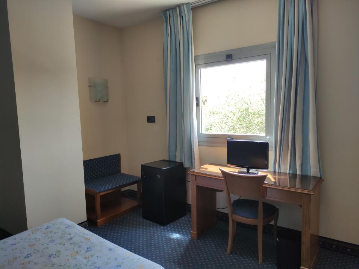 Hotel Ebora By Vivere Stays Talavera de la Reina Dış mekan fotoğraf